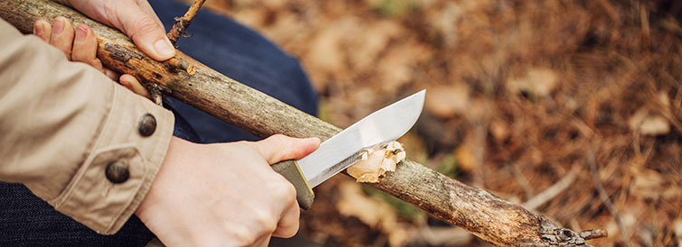 Knives and multi-tools